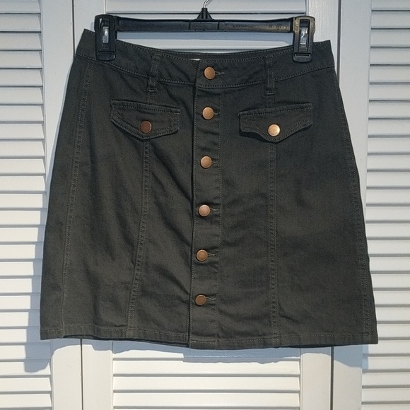 miami Dresses & Skirts - Skirt